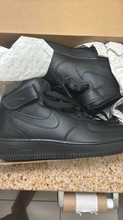 Nike Air Force 1 Mid Triple Black Sneakers