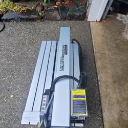 Tile Saw With Stand 