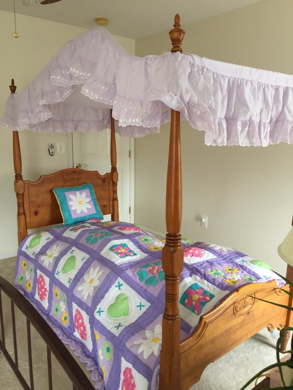 Twin Canopy Bed