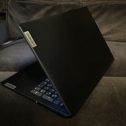 Lenovo Ideapad 15AMN7