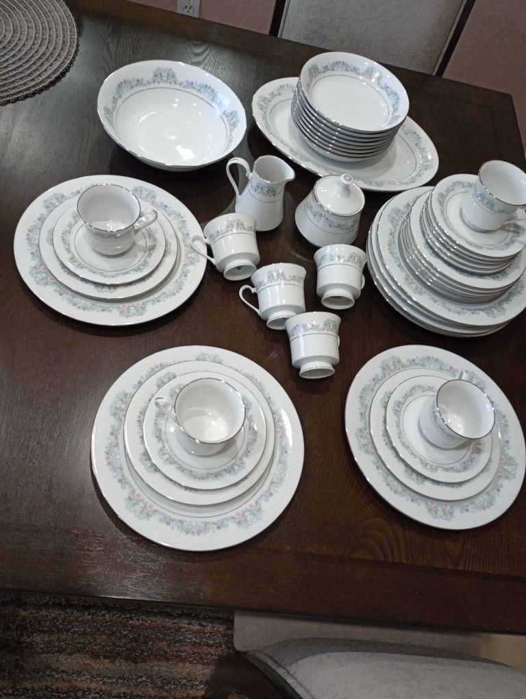 44 Pcs. Vintage Crown Ming Dish Set
