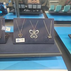 James AVERY