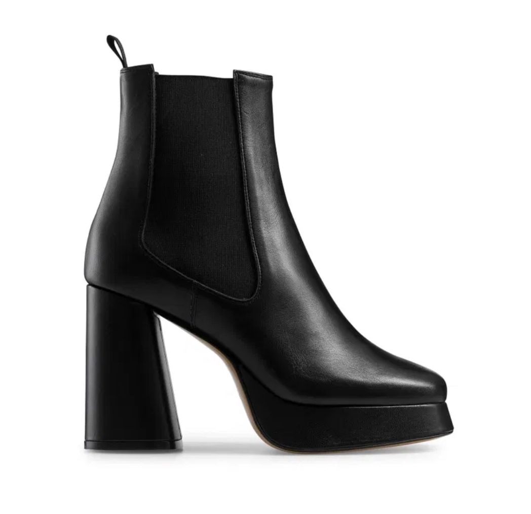 Russel and Bromley Women’s Platform High Heeled Boots Black Leather 