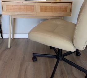 Office desk and chair
