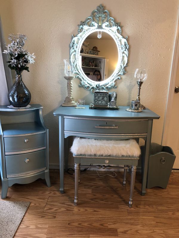 Vanity Set For In Stockton Ca Offerup