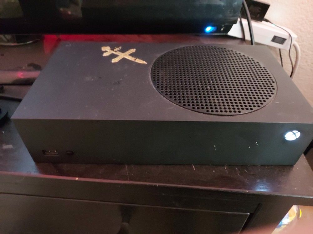 Xbox Series S Bundle