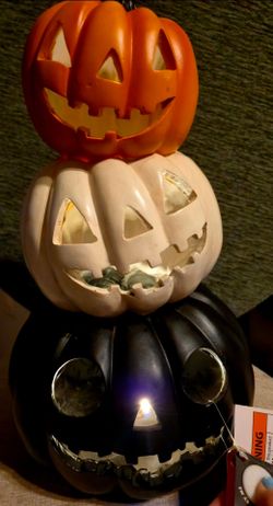 Lighted Stacked Pumpkin Jack-O-Lantern Halloween Decor NWT HTF