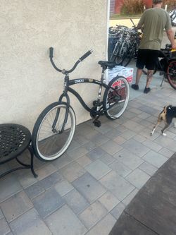 Genesis men’s beach cruiser 26” wheels
