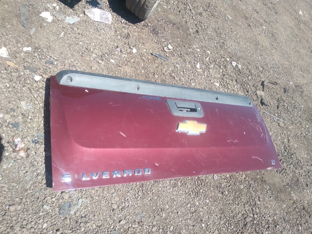 08 Silverado Tailgate
