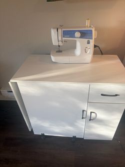 Sewing Machine with Cabinet