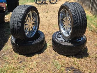 Rims w tires.  Look at pik for tire size. Read description