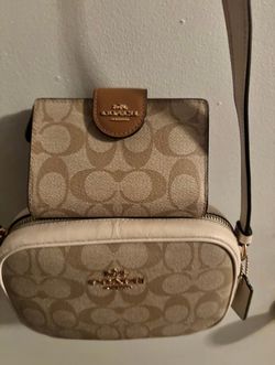 Outlet coach and matching wallet