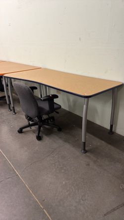 Modern Office Desk