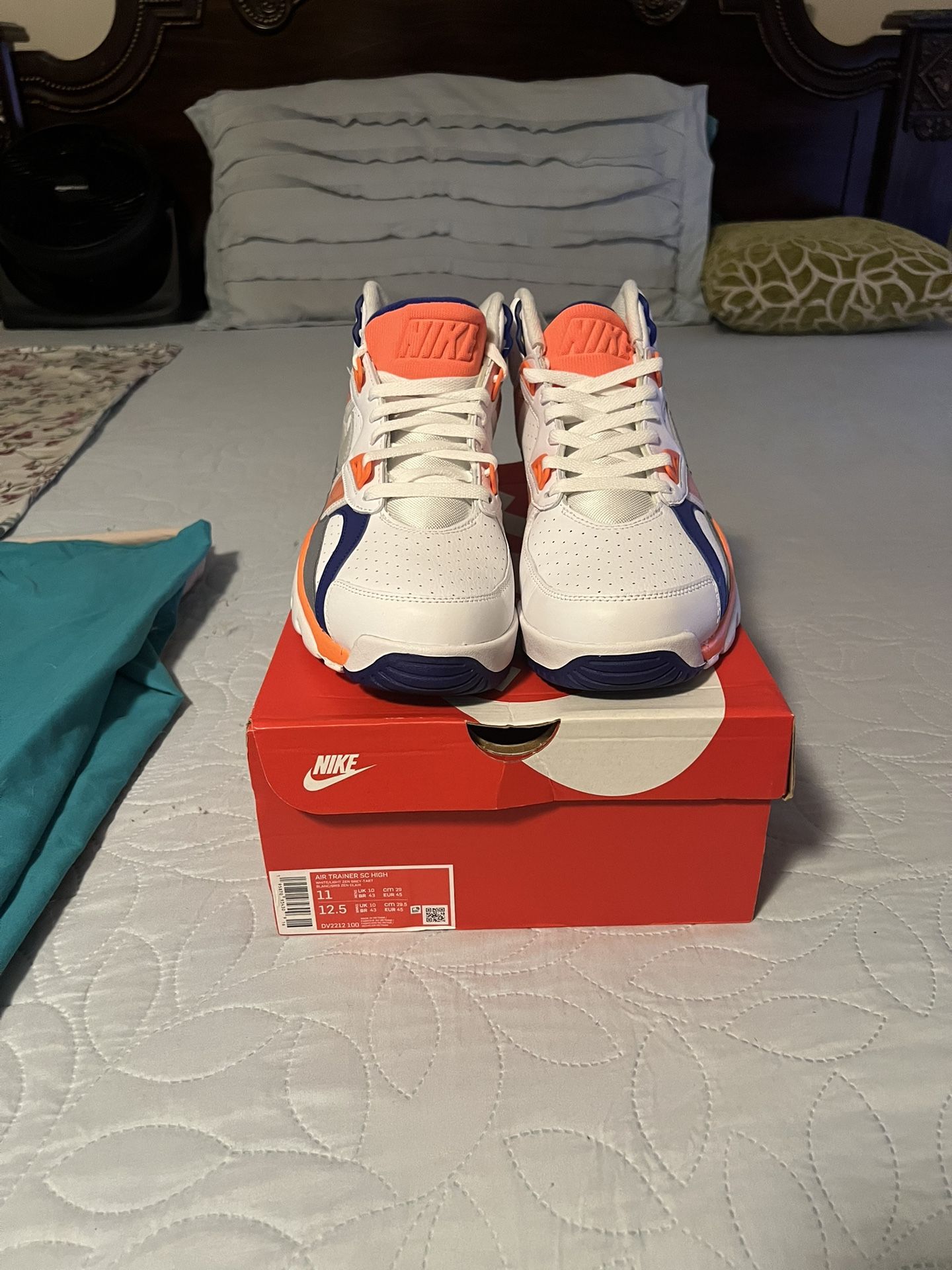 NIKE AIR TRAINER SC HIGH BO JACKSN SIZE 11 M