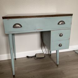 Singer Sewing Machine Table