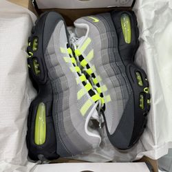 Air Max 95 OG Neon Size 8, 8.5, 9, 9.5, 10, 10.5