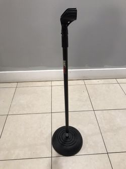 Microphone stand