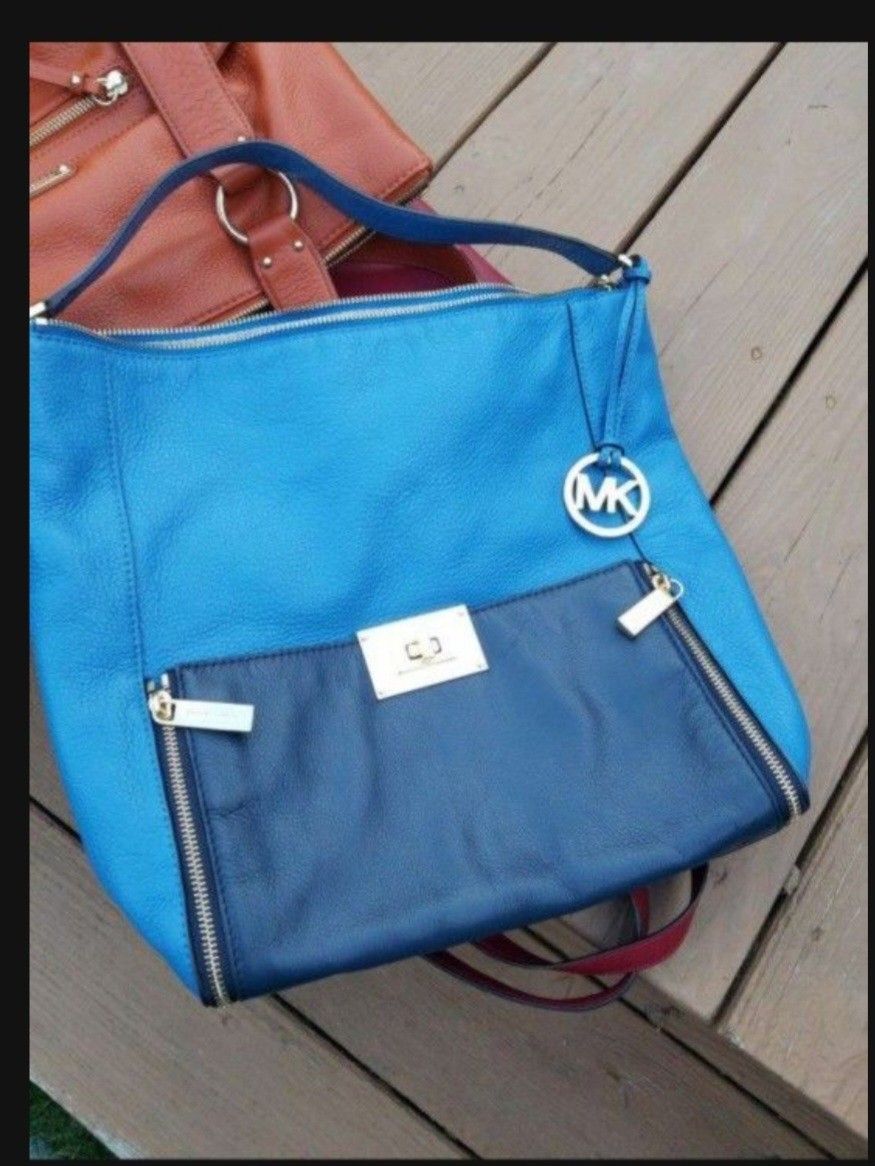 MICHAEL KORS 2 TONE BLUE TOTE BAG