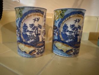 Blue Willow Pattern Ceramic Mugs Set of 2