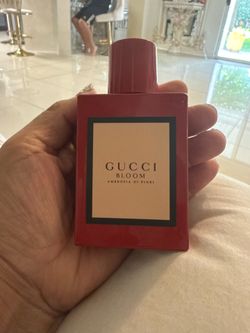 New woman’s perfume no box
