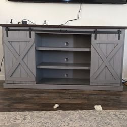Media Center/Tv Stand