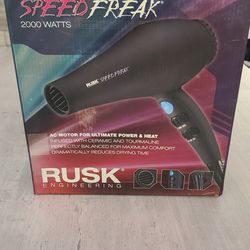 RUSK IREHF6688 Speed Freak 2000 Watts Professional Hair Dryer - Black
