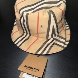 Burberry Reversible Bucket Hat 100% Authentic 