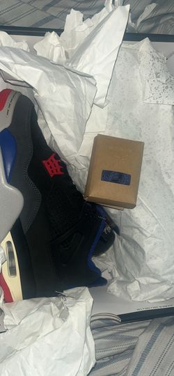 Jordan 4 rare air