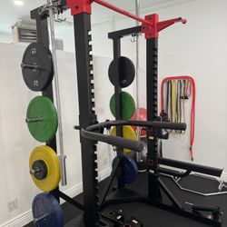 Power Rack With Multi Purpose Attachments