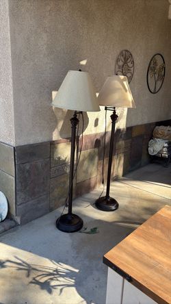 Set of two lamps