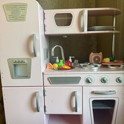 Play kitchen