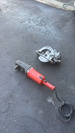 Milwaukee right angle hole hog