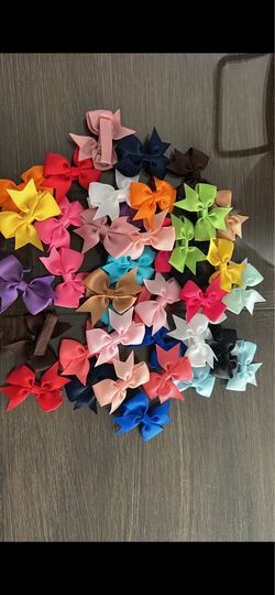 Baby/ Toddler girl hair clips 40pcs $5dls