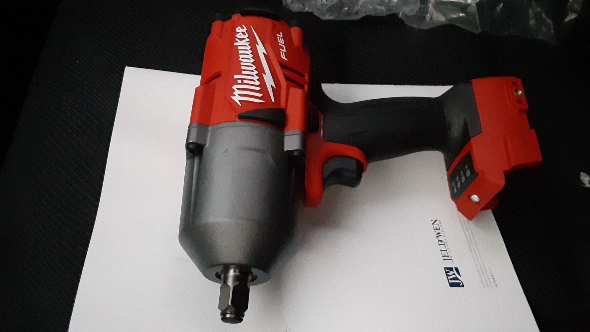 Milwaukee m18 FUEL BRUSHLESS IMPACT WRENCH