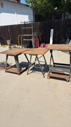 Wood work bench