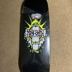 New Signed Mike Smith Hall Of Fame Skateboard Deck 