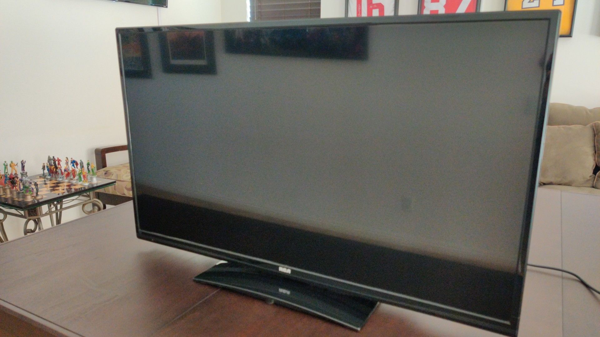 RCA - 40" Class Monitor/TV - 1080p - LED - 60Hz - HDTV