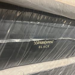 💥King Mattress Beautyrest Black Series four Plush Pillowtop 💥