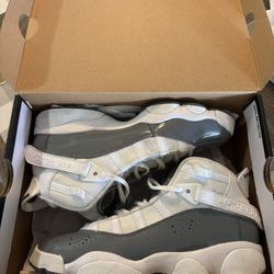 Size 7Y Jordan rings $35