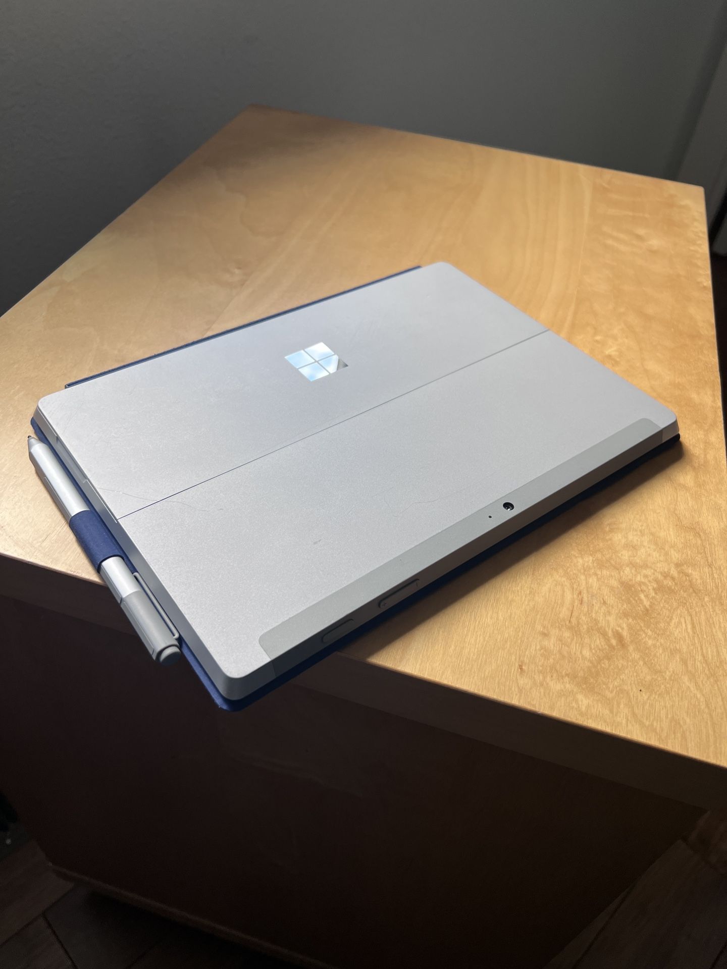 Microsoft Surface 3 – LTE Model w/ Keyboard & Stylus