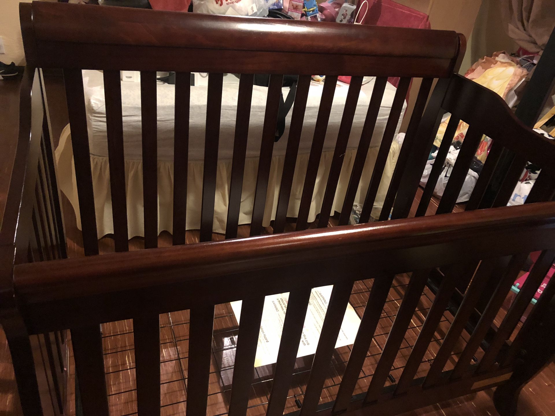 Baby crib brand new and changing dresser