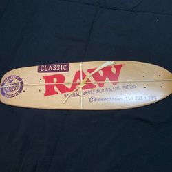 RAW SKATEBOARD 