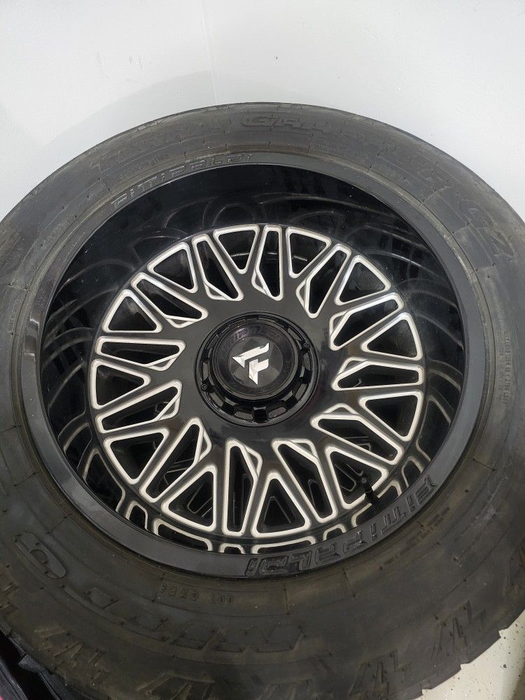 20x12-44mm Fitipaldi Wheels 5 & 6 Universal Lug
