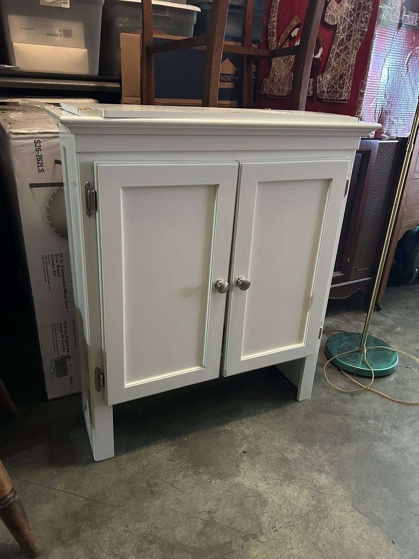 White Cabinet