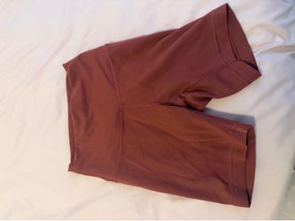 Lululemon short