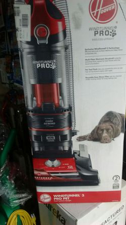 Hoover WindTunnel Pro Bagless Upright 3 pet new
