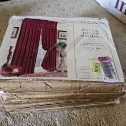 100% Silk Noble Excellence Pictuck Dupioni Silk Panel 4x