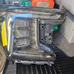 2024 GMC Denali Ligh 