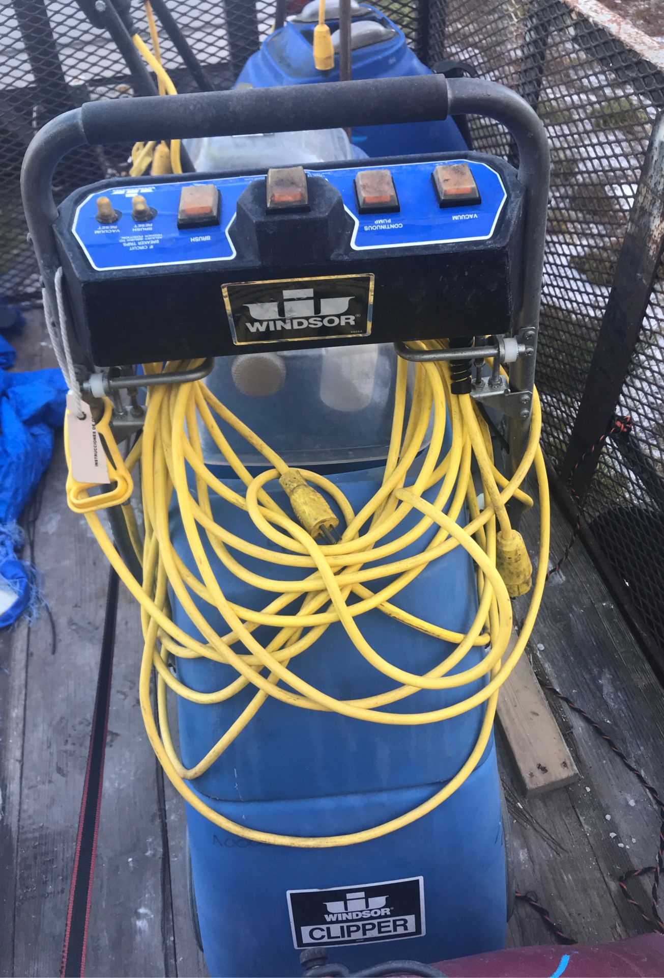 5 Windsor and ambassador floor scrubbers