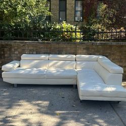 WHITE MODERN sectional 😍🖤🤍